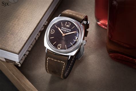 Up Close: Panerai Radiomir Venti “Paneristi” 45 mm .